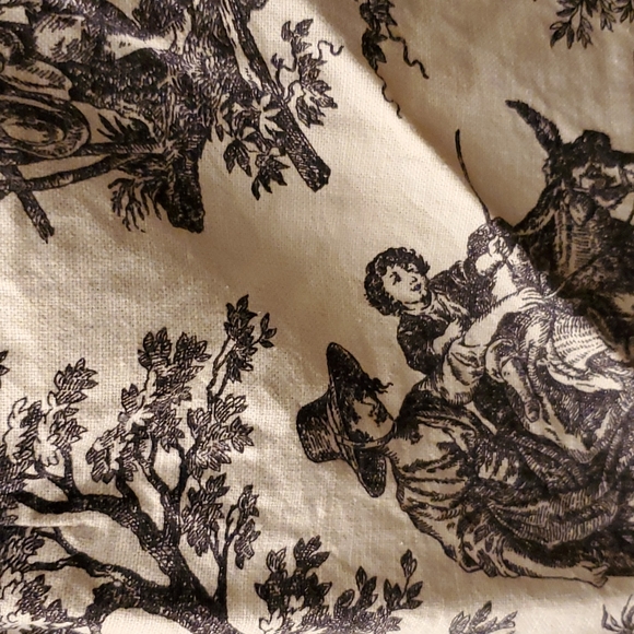 Cycle Boston Toile Wrap Mini Skirt Cream - Picture 2 of 7